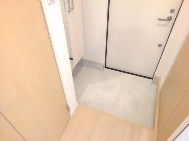 フォレ・リヴィエール 玄関