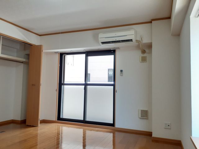 プラシード リビング