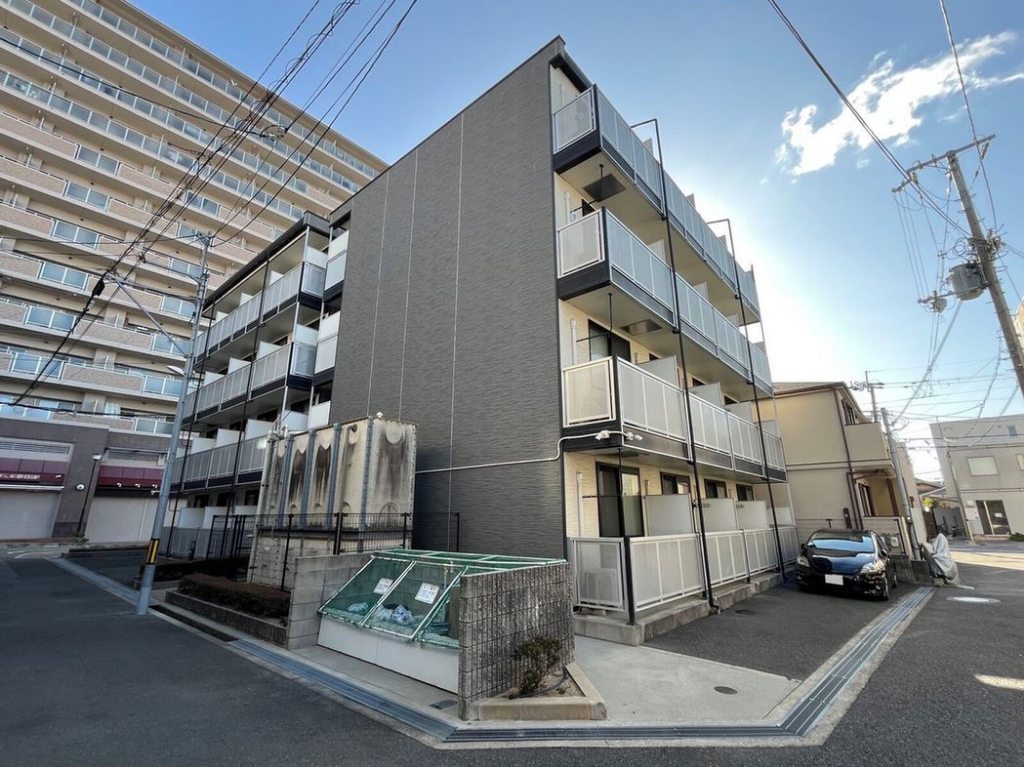 レオパレスアゼリア蛍池 外観