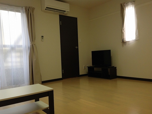 レオネクスト長尾台 リビング