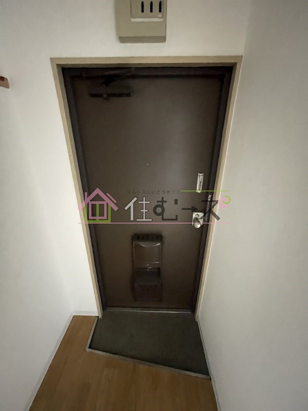 センチュリー中浜 玄関