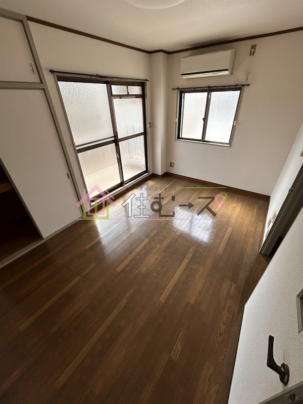 オレンジハイツ ベッドルーム