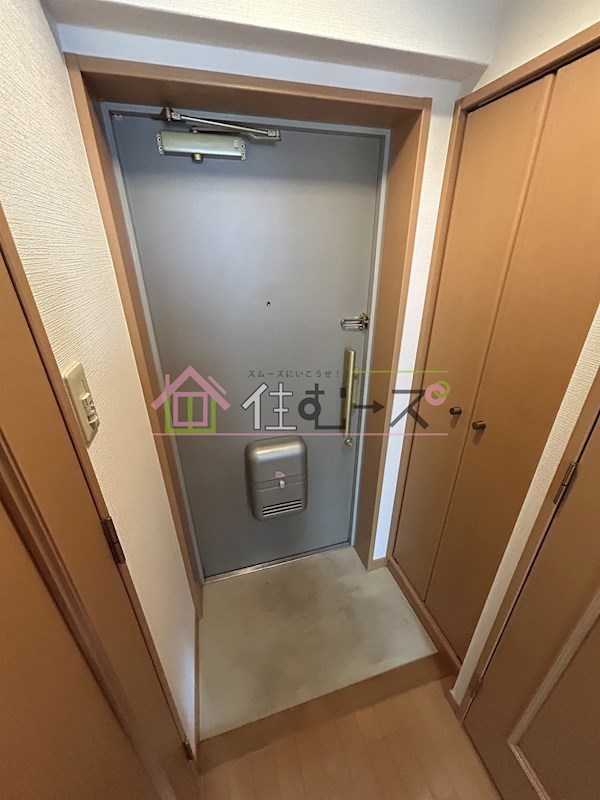 ダイアパレス新大阪宮原 玄関