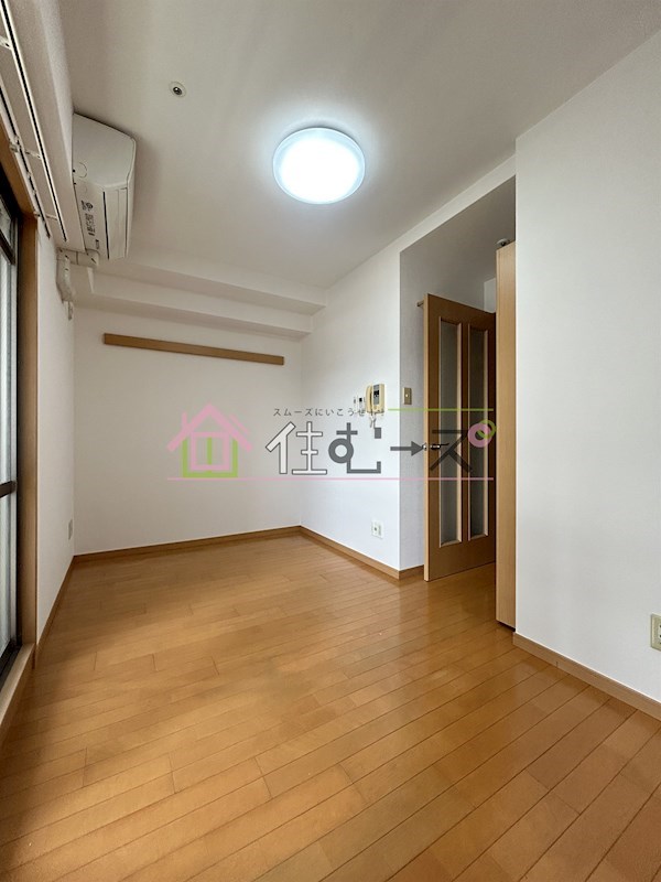 ダイアパレス新大阪宮原 リビング