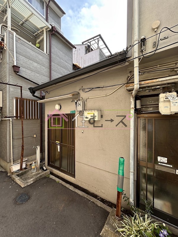 市岡1-12-13テラスハウス 外観