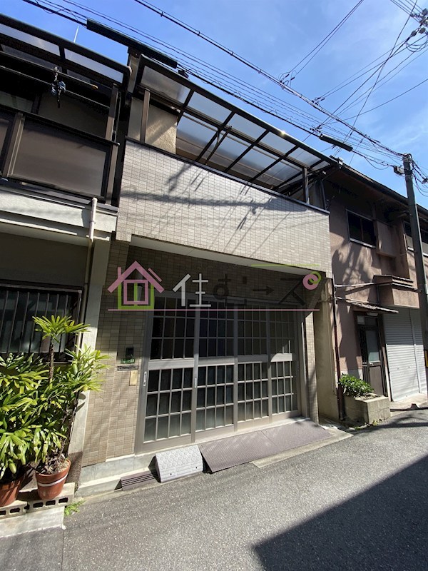小路1丁目車庫付き貸家 外観