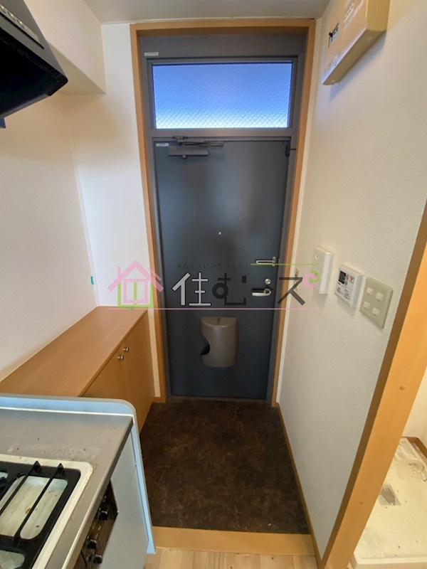 メゾン　ド　マホロバ 玄関