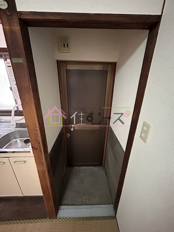 市元2丁目マンション 玄関