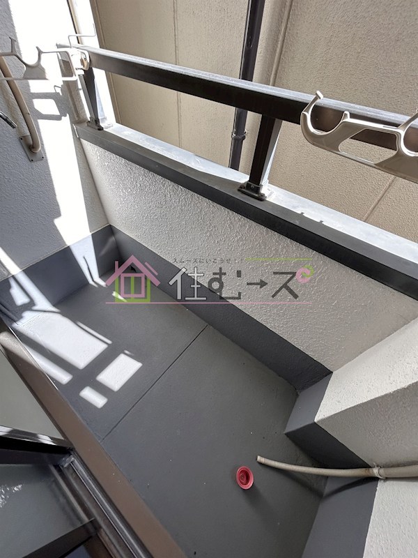 JPアパートメント港Ⅲ ベランダ