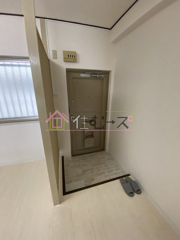 ハイツ巽2号棟 玄関