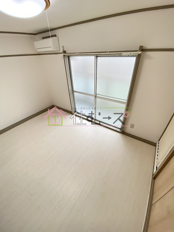 ハイツ巽2号棟 ベッドルーム