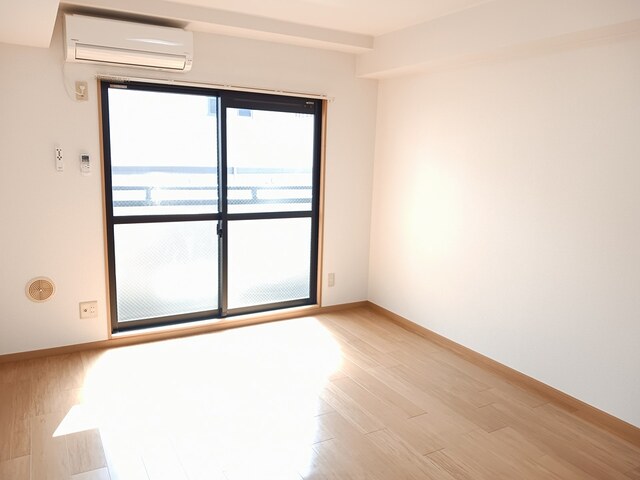 レジデンス　ブリランテ リビング