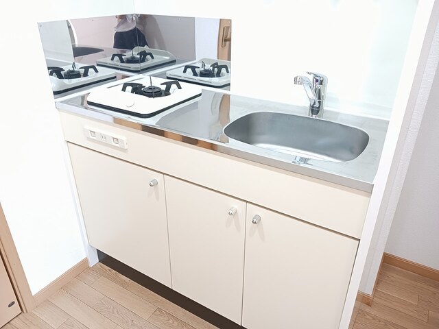 レジデンス　ブリランテ キッチン