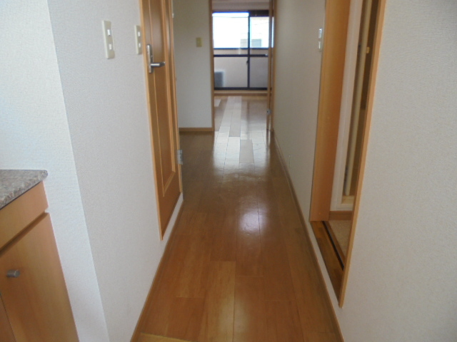 カリーノＲプリマヴェーラ 玄関