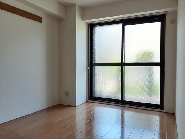 エーヴィヒ畠中Ⅰ リビング