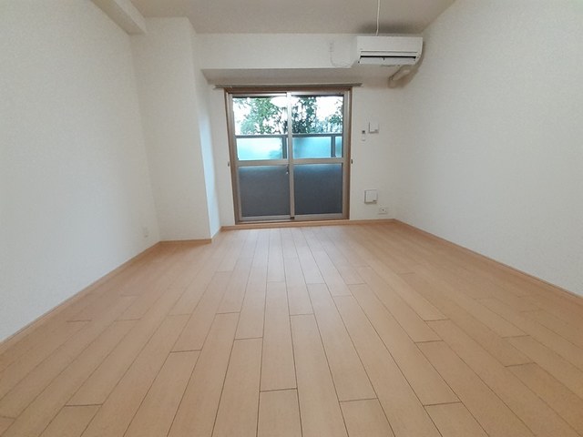 ヴォー・リバージュ境川 リビング