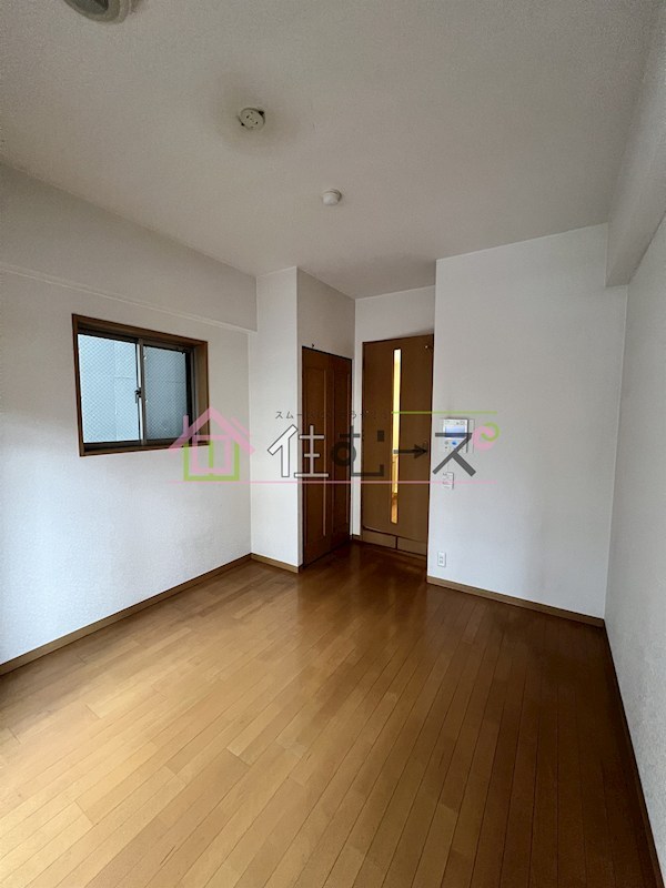 エスリード上本町北 リビング