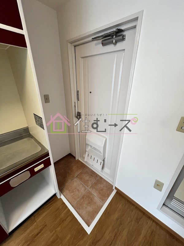 大宝　大手前ロイヤルハイツ 玄関