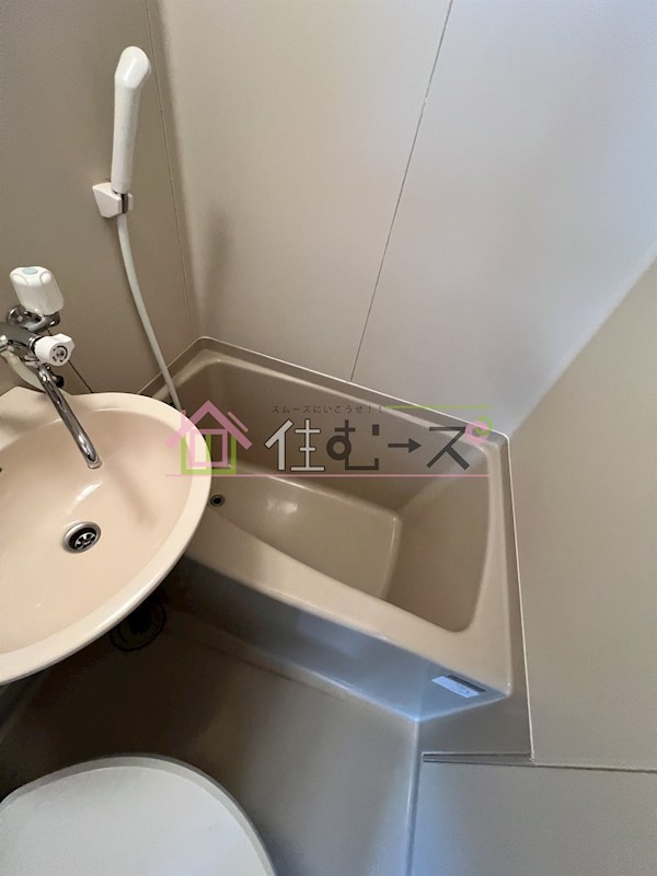 大宝　大手前ロイヤルハイツ 風呂画像