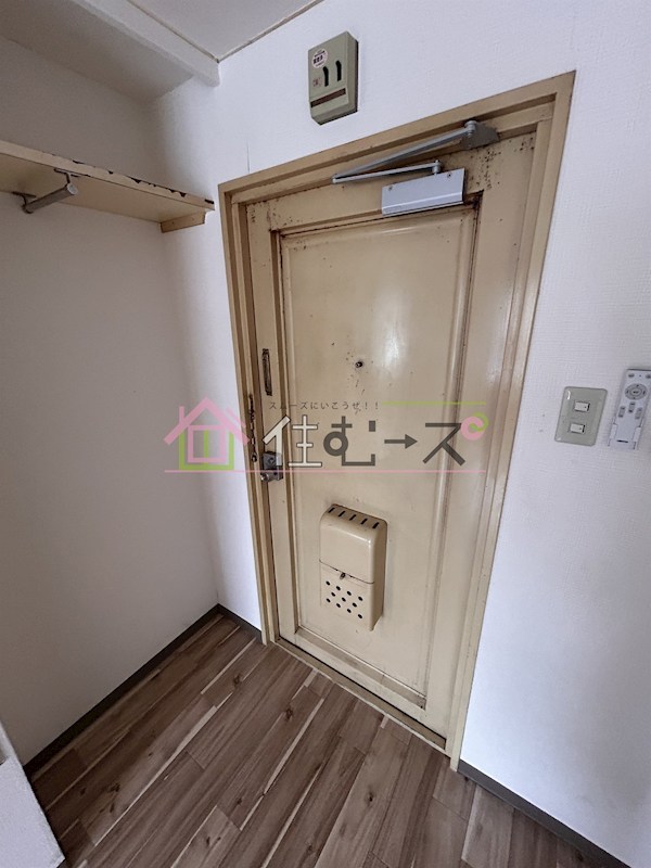 京橋ハイツ30 玄関