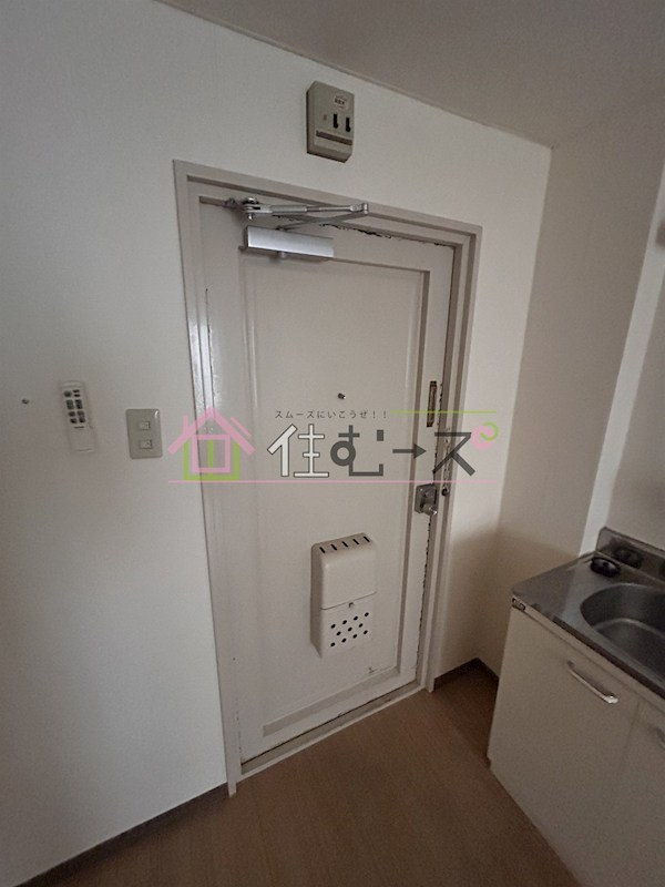 京橋ハイツ30 玄関