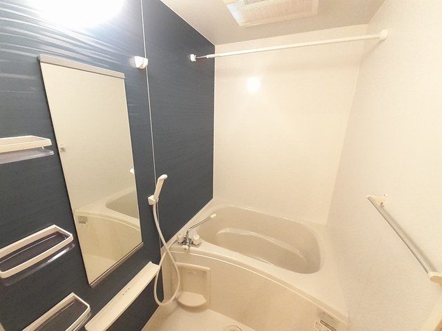 カーサ　グラシオッソ 風呂画像