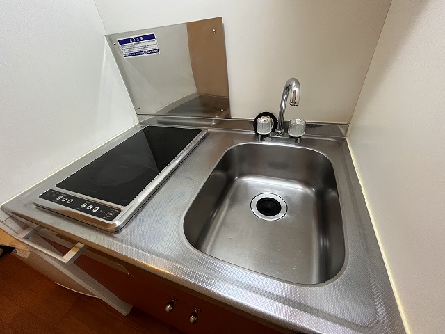 レオパレスアニマリート キッチン