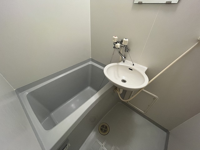 レオパレスアニマリート 風呂画像