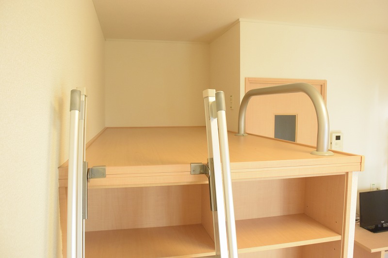 レオパレス若竹Ⅱ ベッドルーム