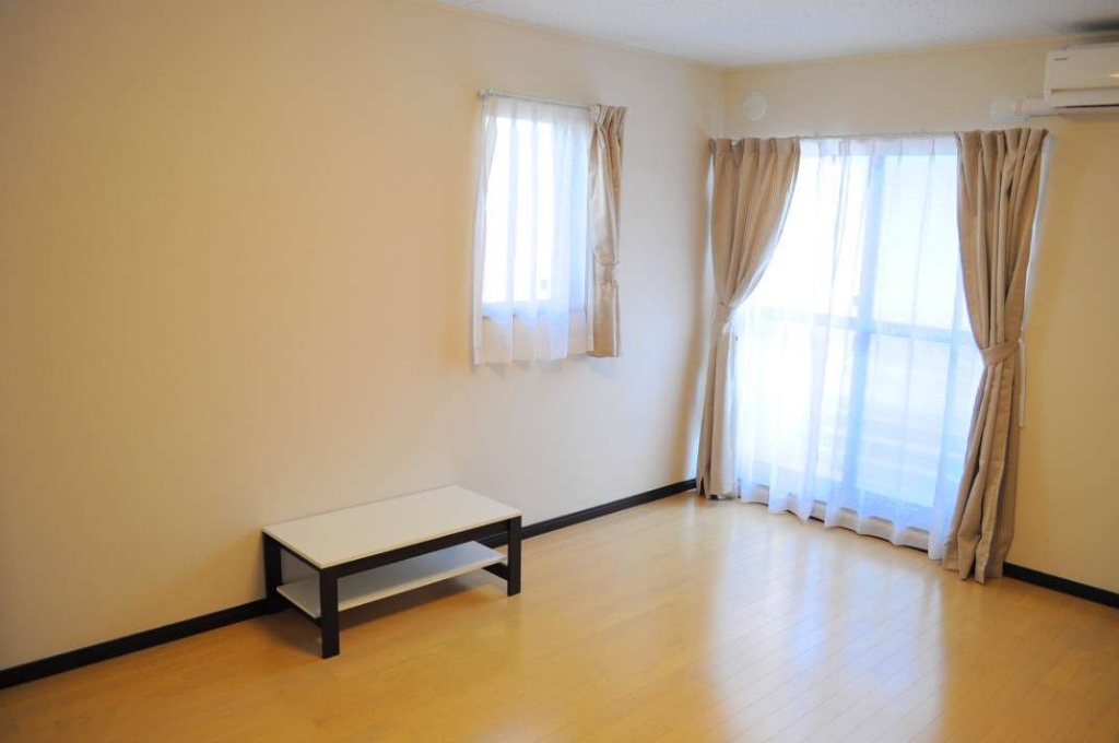 レオネクスト西宮北五番館 リビング