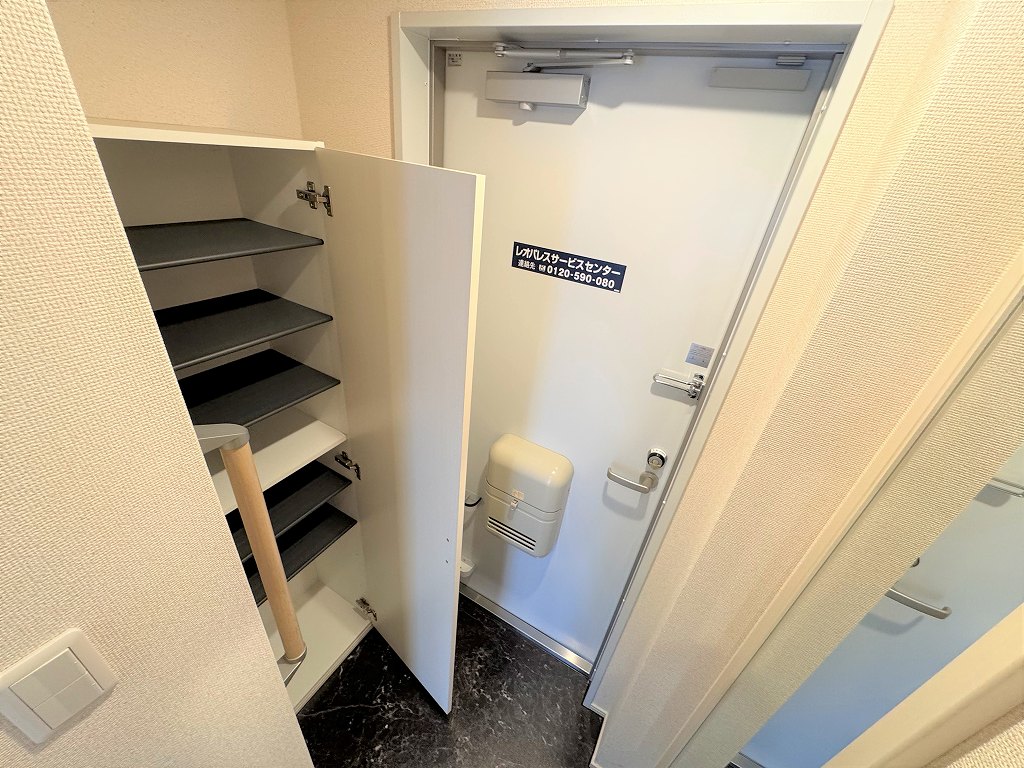 クレイノコンフォール杭瀬北新町 その他8