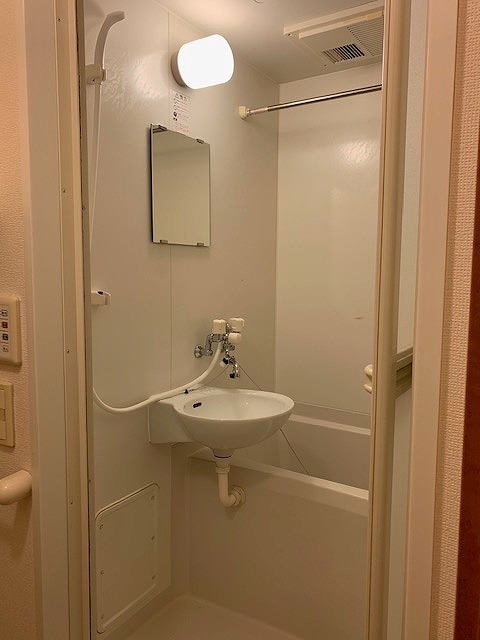 レオパレススプルース鳴尾 風呂画像