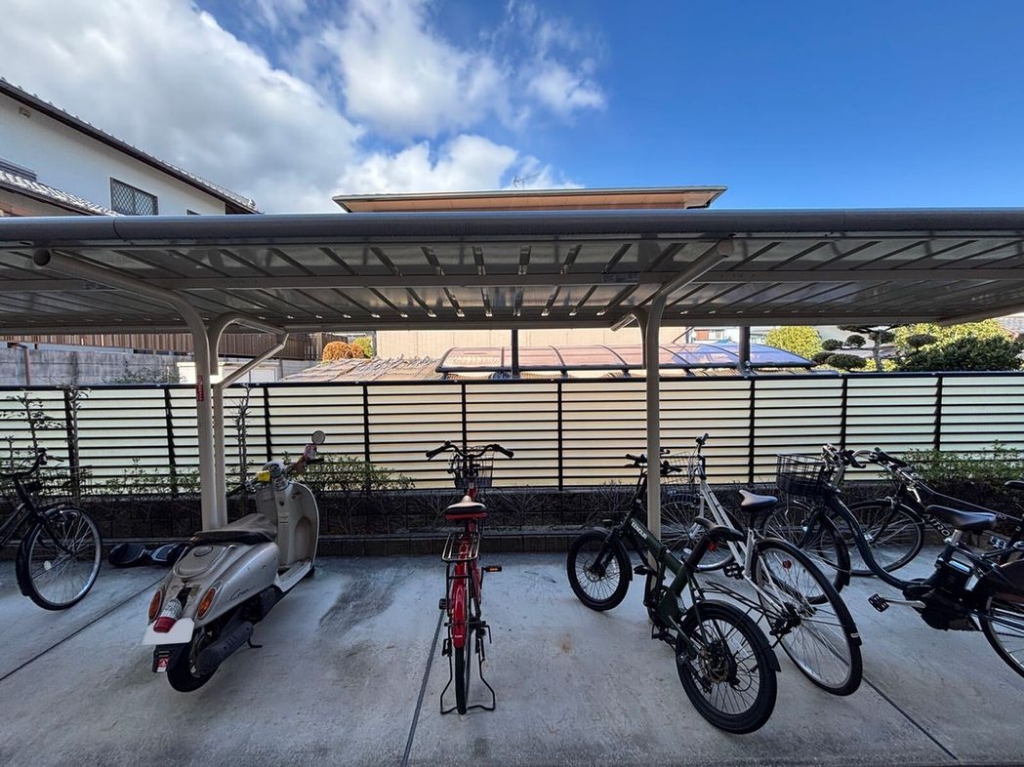 レオパレスセリバテール仁川 その他11