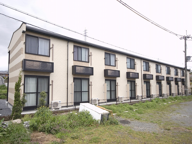 レオパレスパークサイドハイツ 外観