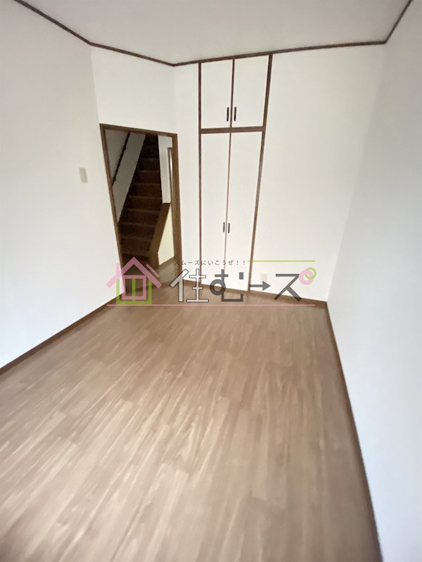 王子町貸家 リビング