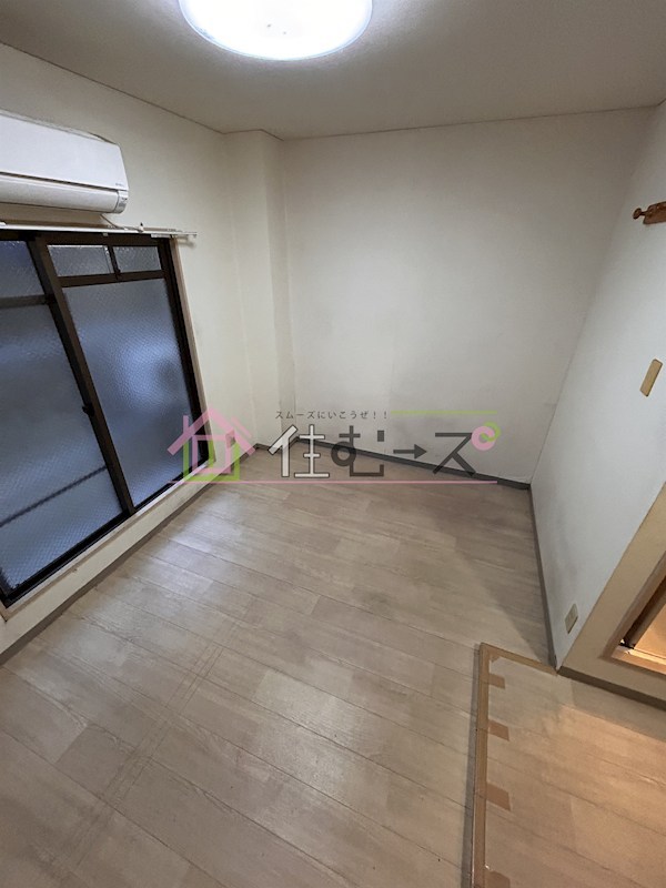 アークハウス中尾 ベッドルーム