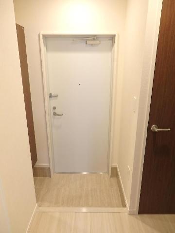 Earth Well(アースウェル) 玄関