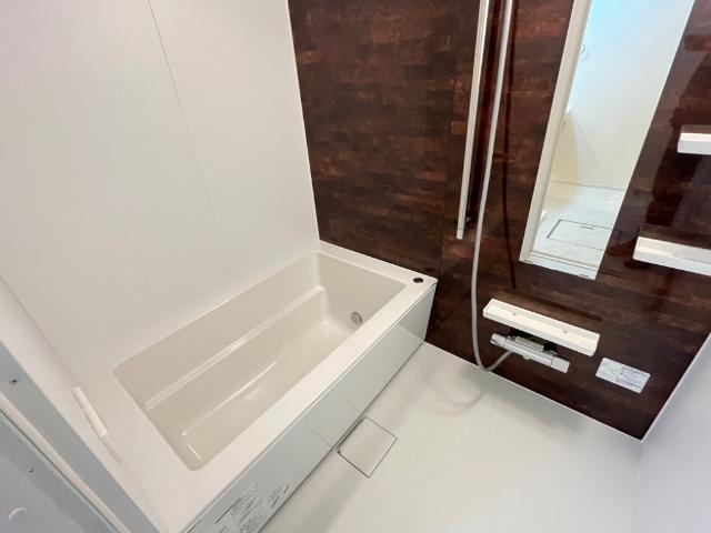 アシエルタ・アジャート 風呂画像