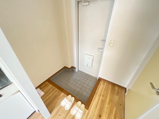 メロディーハイム 玄関