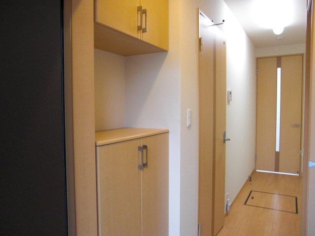 ルミナス松山 玄関