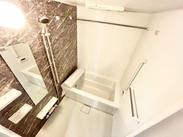 レヴォントゥレットⅡ 風呂画像