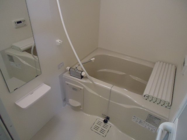 ロッシュ・フォーレ 風呂画像