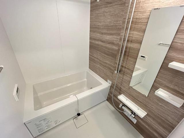 交野市郡津４丁目アパート新築工事 風呂画像