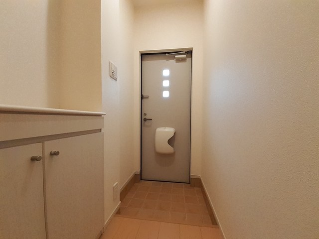 コンフォート・レジデンス 玄関