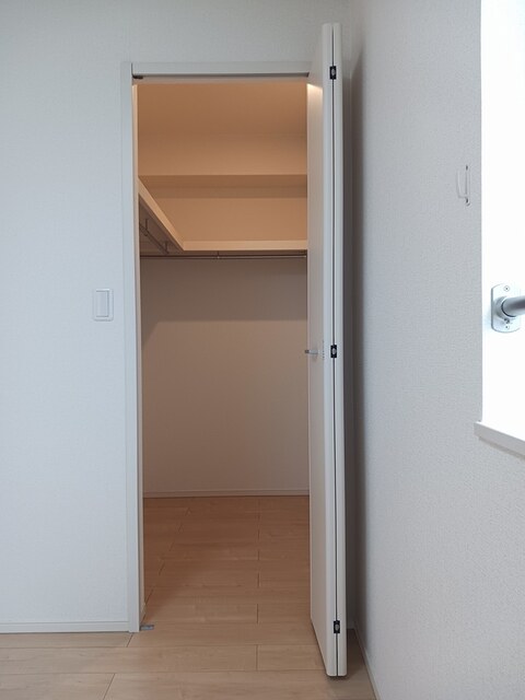 フェリーチェ・レガーロ その他4