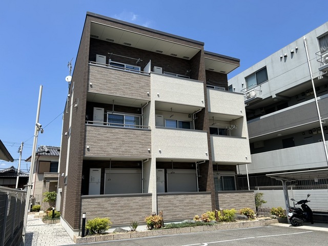 エクロジオン 外観