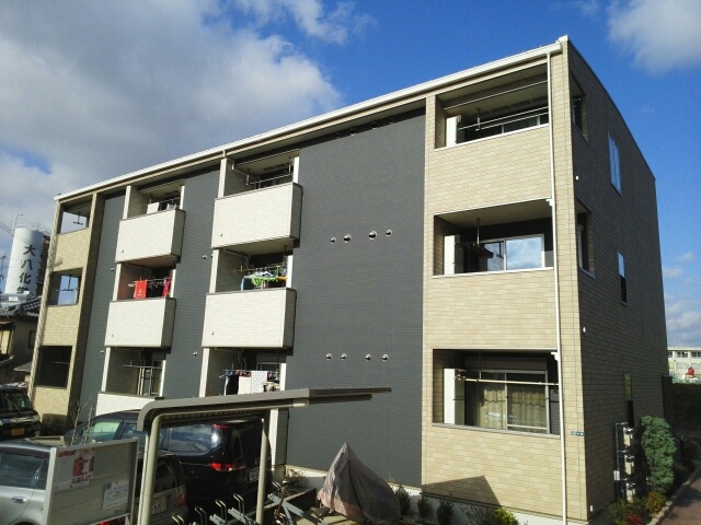 ユーアイハイツ　新家 外観