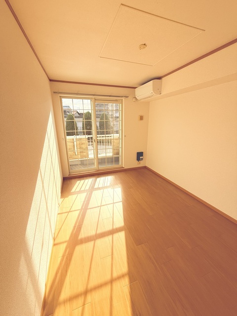 アロッジオ リビング