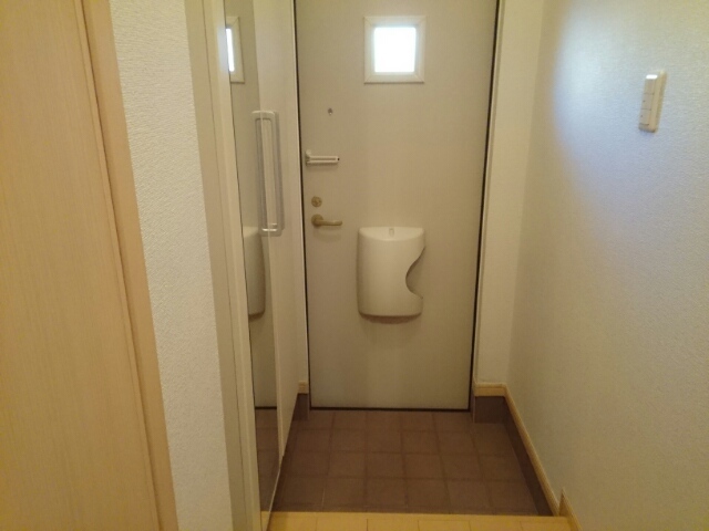 ボンヌ　シャンスＡ 玄関