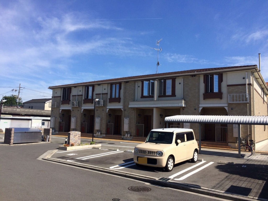 パイン・ツリー 外観